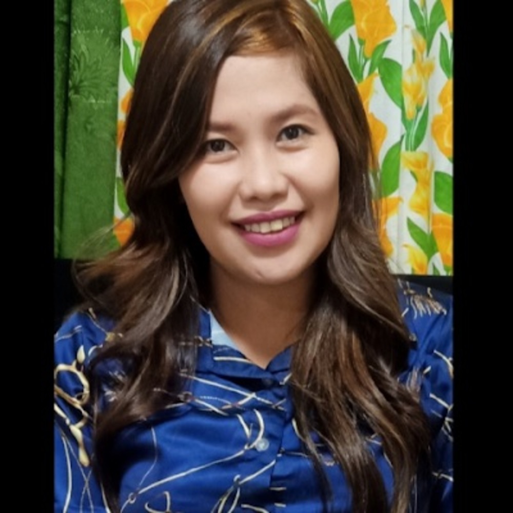 Meet your Posher, Luzviminda